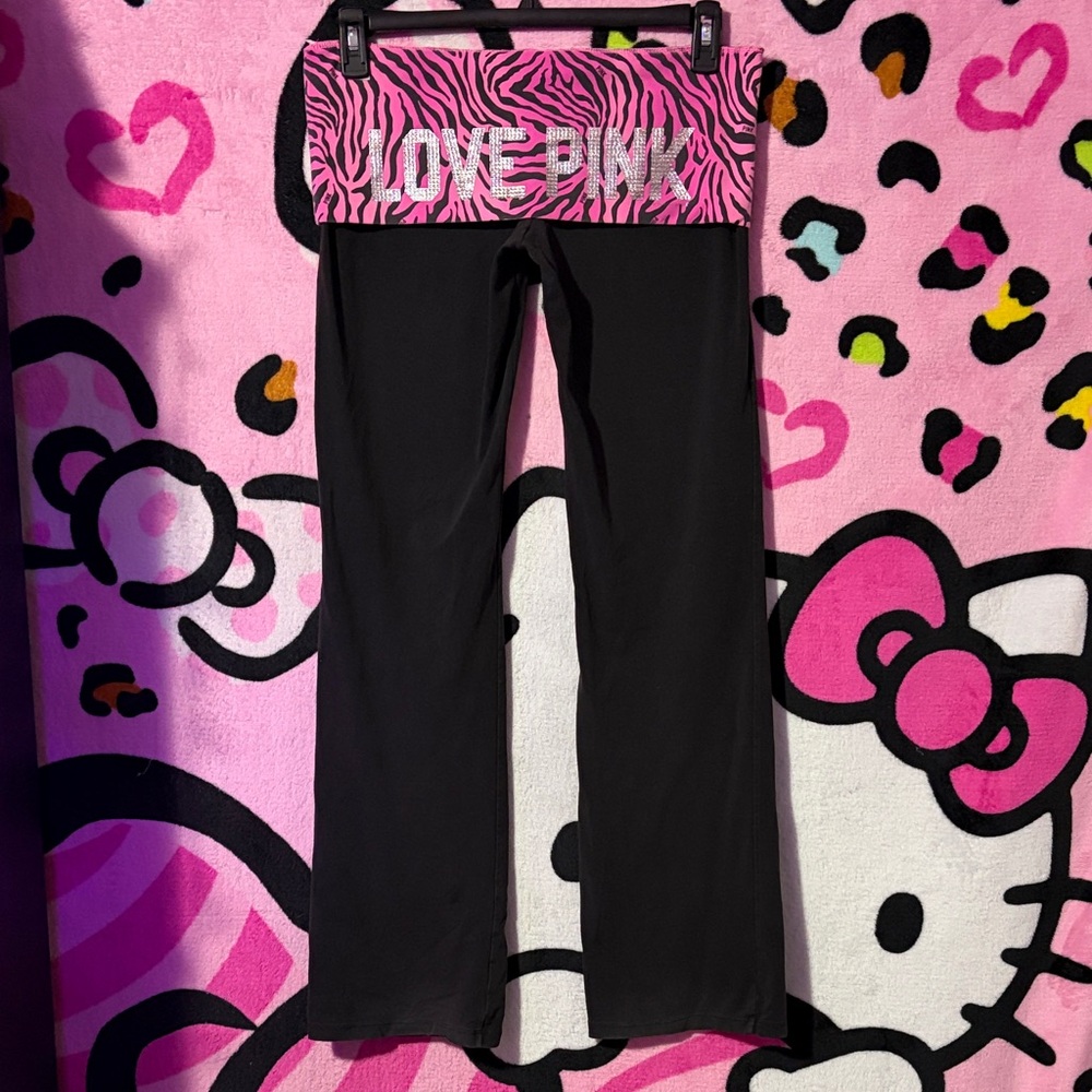 PINK vs Fold over yoga pants 🩷 NFS🚫